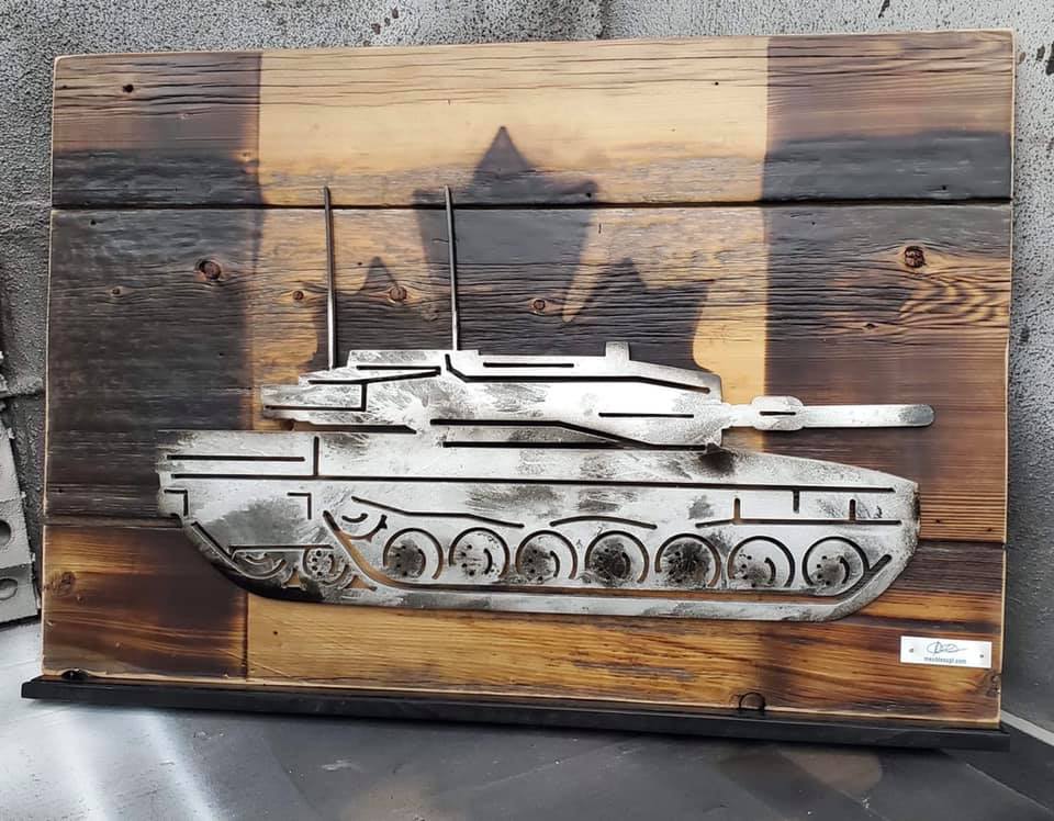 Cadre Mural char d'assault Léo (rack à coin)