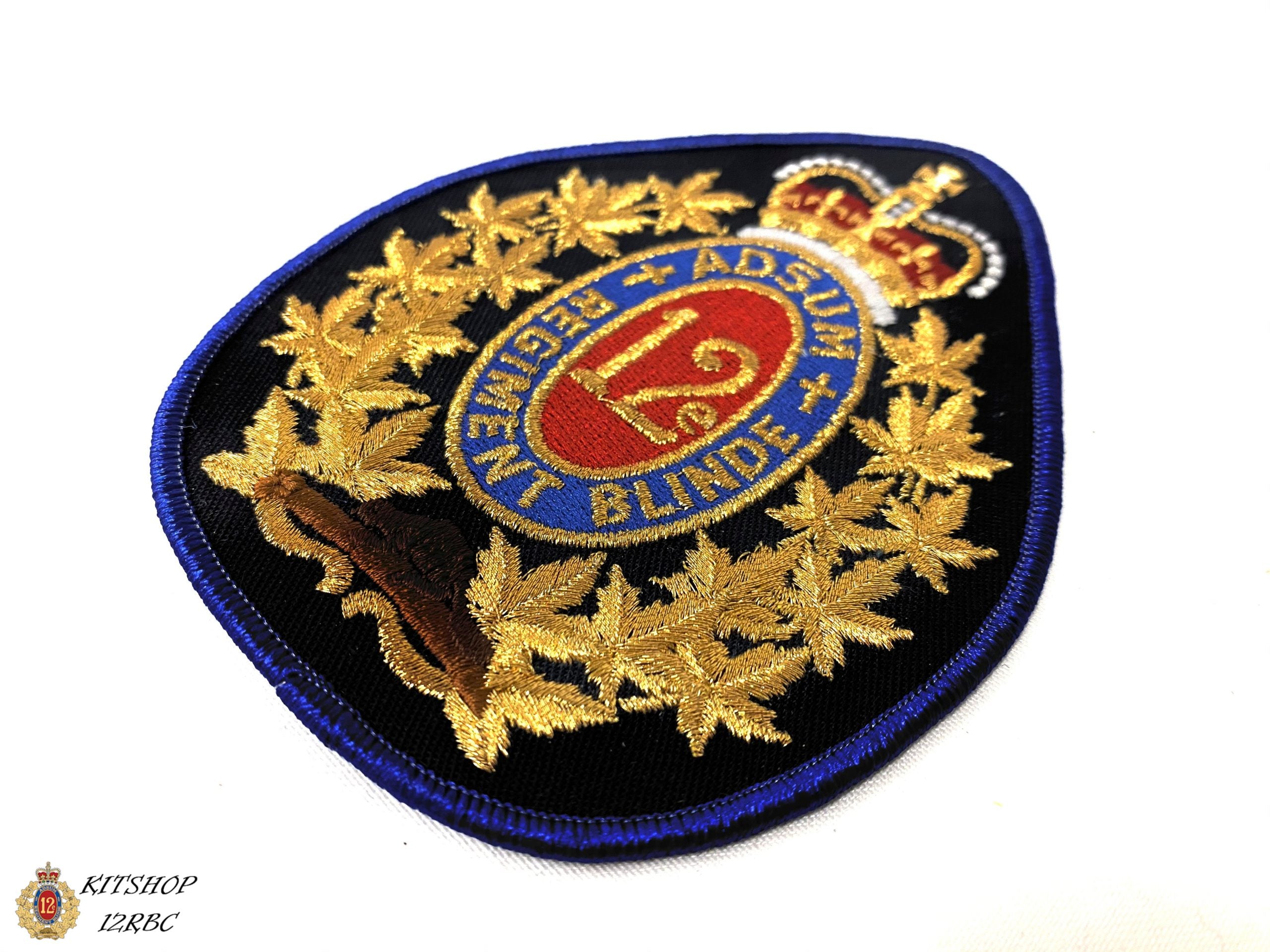 Ecusson brodé 12 rbc bleu